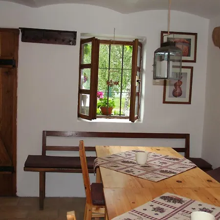Vinny Sklep U Konecku Guest house *