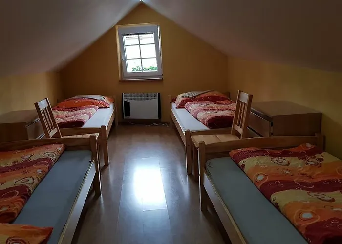 Vinny Sklep U Konecku Πανσιόν Mikulčice